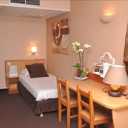 Promotel Hotel 3*