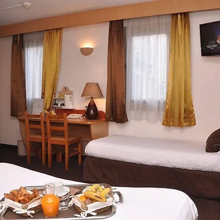 Promotel Hotel 3*